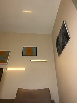 Bambi-Live online show from March 19, 7:07 pm