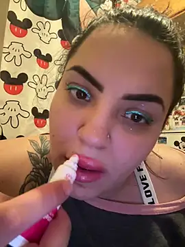 Snapshot of sexybunny18255 chatting on February 22, 8:40 pm sexybunny18255 online show from February 22, 8:40 pm