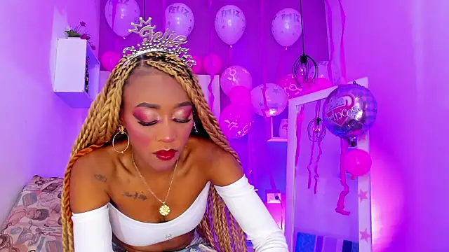 Horny ebonys online show from February 21, 8:43 pm