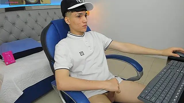 SamBlack  online show from March 12, 12:33 pm