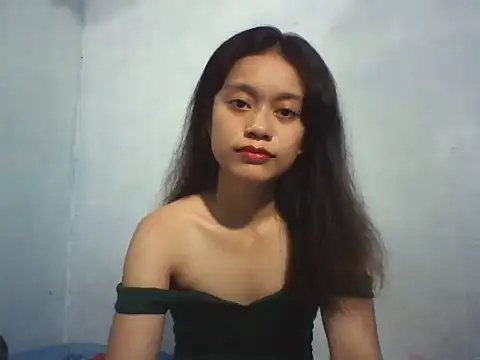 prettymomxoxo online show from May 28, 5:49 am