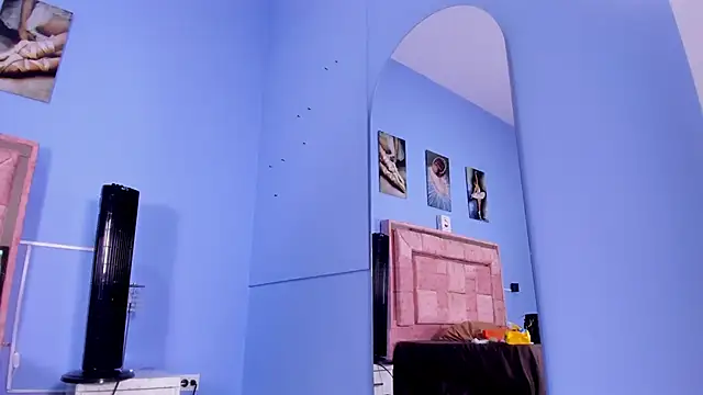 isabela-nix online show from February 10, 7:40 pm