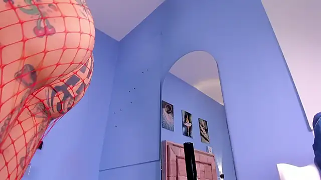 isabela-nix online show from February 27, 7:58 pm