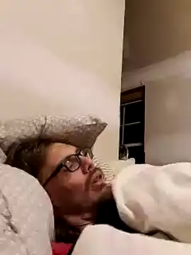 Snapshot of dandonn chatting on January 25, 3:40 am dandonn online show from January 25, 3:40 am