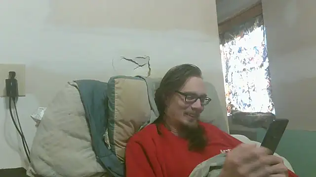 Snapshot of dandonn chatting on March 1, 6:21 pm dandonn online show from March 1, 6:21 pm