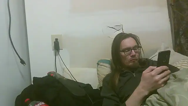 Snapshot of dandonn chatting on March 30, 3:18 am dandonn online show from March 30, 3:18 am