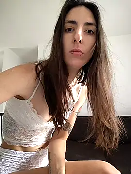 sweetsinxxx online show from December 14, 5:51 pm