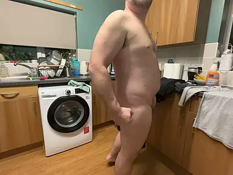 Dilfcam101 online show from February 8, 8:45 pm