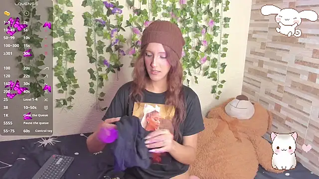 Amy Moonlight online show from February 10, 11:20 pm