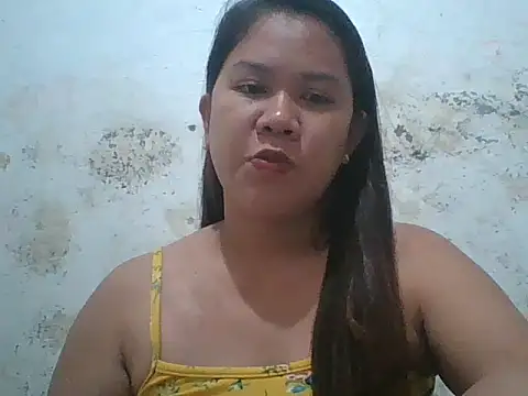 Snapshot of Bhubbles888 chatting on October 18, 12:39 pm Bhubbles888 online show from October 18, 12:39 pm