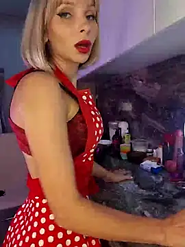 Snapshot of ThalinaFlame chatting on July 30, 8:19 pm ThalinaFlame online show from July 30, 8:19 pm