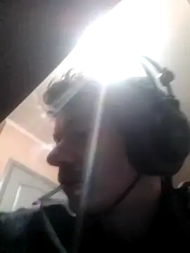 dudewolfen online show from March 1, 2:13 am