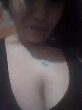 Snapshot of Moro_25 chatting on April 18, 11:16 pm Moro 25 online show from April 18, 11:16 pm