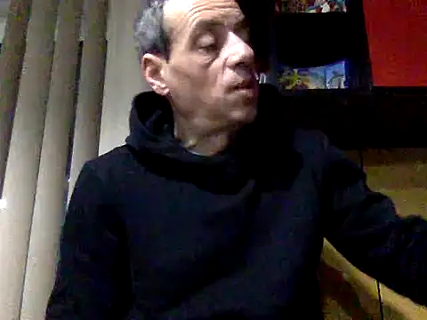 Snapshot of adiluci1 chatting on February 8, 3:21 am adiluci1 online show from February 8, 3:21 am