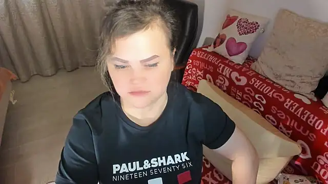 MildMature online show from February 6, 2:00 am