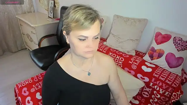 MildMature online show from May 16, 6:54 am