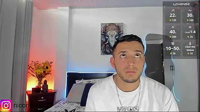 Snapshot of nico_rivera chatting on April 18, 7:58 pm nico rivera online show from April 18, 7:58 pm