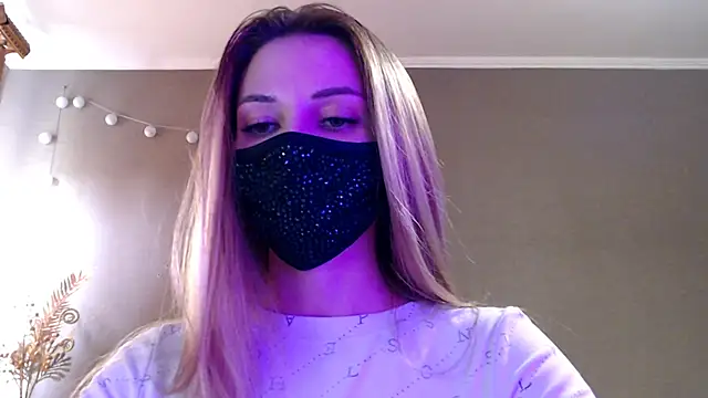 Iris lave online show from April 15, 3:30 pm