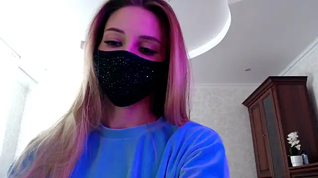 Iris lave online show from July 8, 3:16 pm