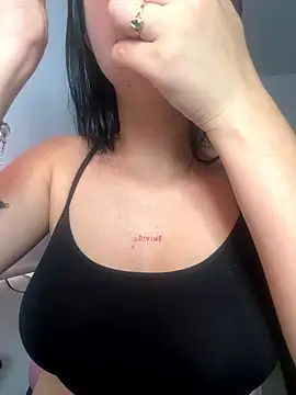 lucy grey25 online show from January 18, 3:38 pm