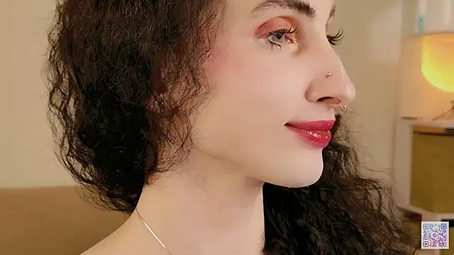 Snapshot of Queen_of_tease chatting on February 12, 8:48 pm Queen of tease online show from February 12, 8:48 pm