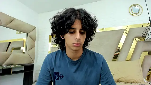 Ibratxandy online show from November 12, 6:08 pm