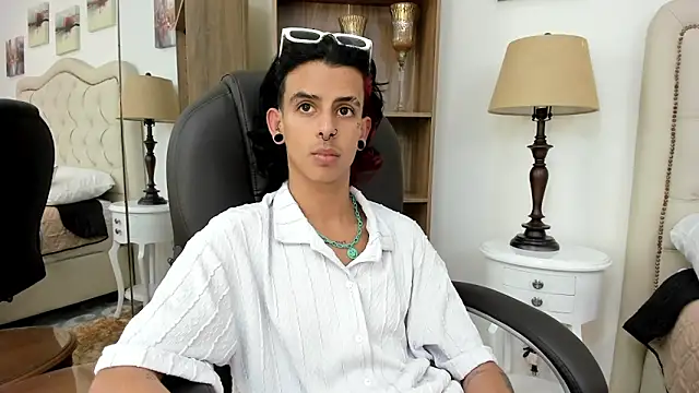 Ibratxandy online show from February 4, 5:19 pm