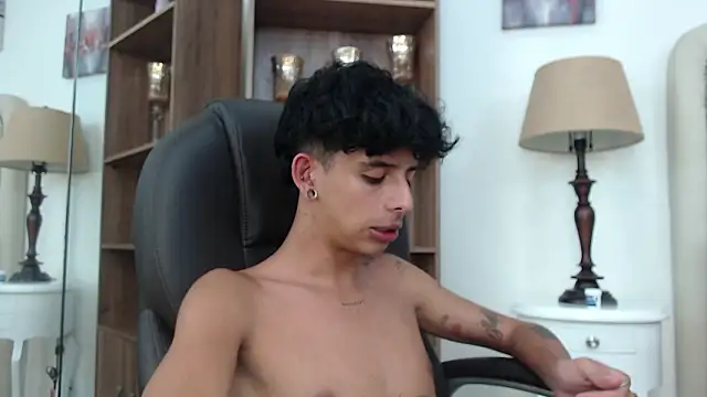 Ibratxandy online show from March 16, 6:45 pm