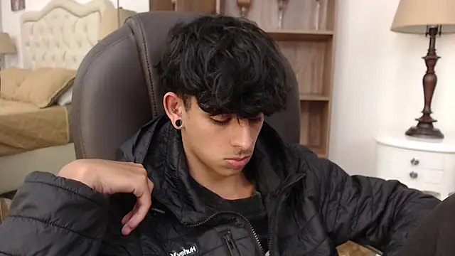 Ibratxandy online show from March 27, 7:13 pm