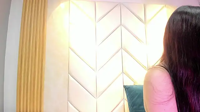 BarbieMonet online show from October 27, 11:47 am