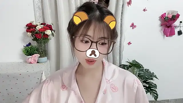 Amelia-babee online show from May 24, 2:33 pm