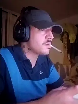 JuicyBigcockxh online show from December 15, 2:38 am