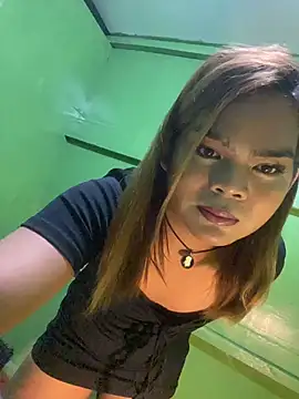 Snapshot of ladymiah chatting on March 3, 8:59 pm ladymiah online show from March 3, 8:59 pm