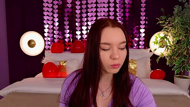 Snapshot of NoraHaynes chatting on February 9, 3:10 am NoraHaynes online show from February 9, 3:10 am
