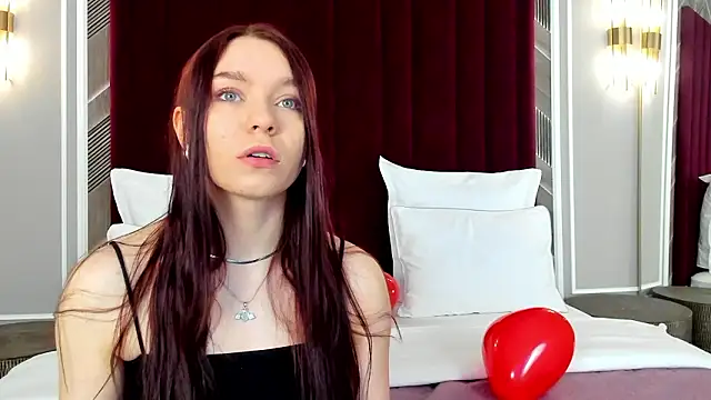 Snapshot of NoraHaynes chatting on February 20, 3:14 am NoraHaynes online show from February 20, 3:14 am