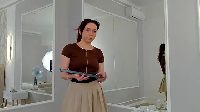Snapshot of NoraHaynes chatting on February 28, 3:07 am NoraHaynes online show from February 28, 3:07 am