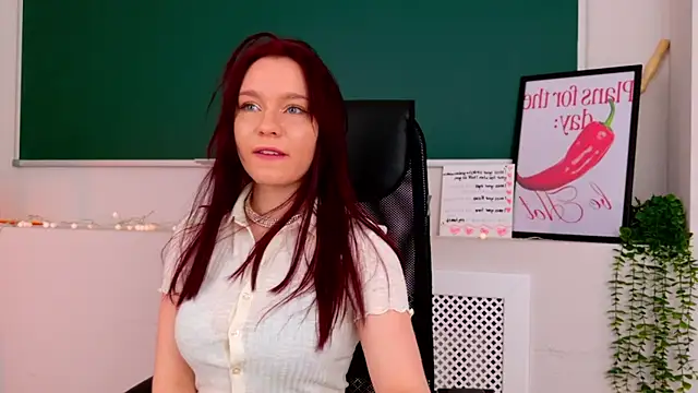 Snapshot of NoraHaynes chatting on April 28, 3:11 am NoraHaynes online show from April 28, 3:11 am