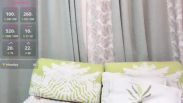 Aiyi909- online show from April 17, 4:43 pm