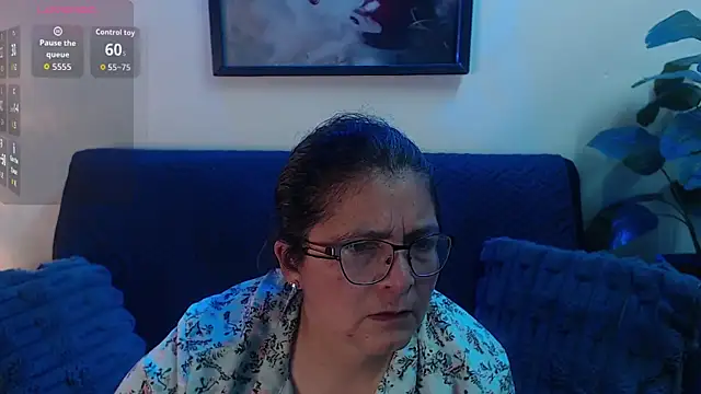 Snapshot of Linda_banks_ chatting on February 17, 1:46 am Linda banks online show from February 17, 1:46 am