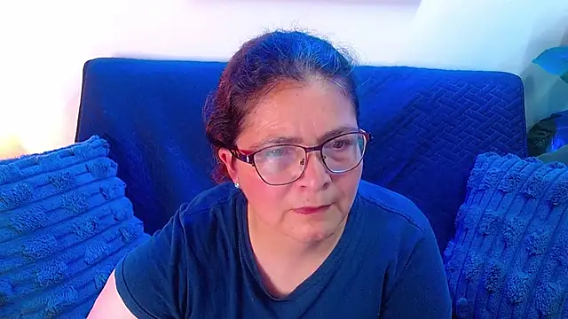 Snapshot of Linda_banks_ chatting on February 24, 1:25 am Linda banks online show from February 24, 1:25 am