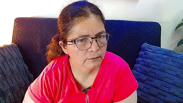 Snapshot of Linda_banks_ chatting on July 19, 7:17 pm Linda banks online show from July 19, 7:17 pm
