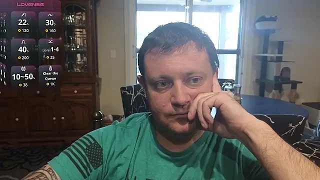 Snapshot of slickquickie2 chatting on July 20, 3:25 pm slickquickie2 online show from July 20, 3:25 pm