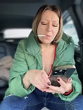 Snapshot of Milena-MilfaXXX chatting on February 28, 3:07 am Milena-MilfaXXX online show from February 28, 3:07 am