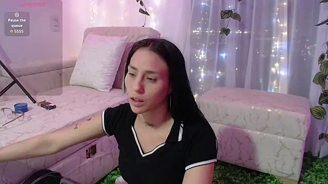 Snapshot of MELANISHAW chatting on September 26, 2:26 am MELANISHAW online show from September 26, 2:26 am