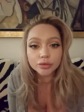 misstitmouseofficial online show from February 6, 5:16 pm