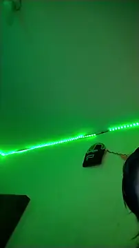 Snapshot of saenzjulieta1 chatting on September 16, 4:24 am saenzjulieta1 online show from September 16, 4:24 am