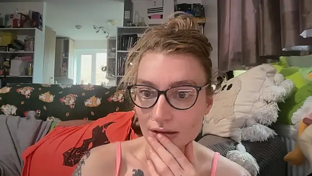harleyblair online show from June 7, 6:33 pm