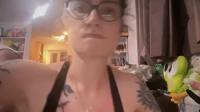 harleyblair online show from July 21, 10:01 pm