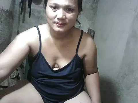 Snapshot of lady_helen00 chatting on July 5, 12:01 pm lady helen00 online show from July 5, 12:01 pm