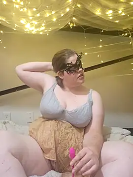 VeiledMuse online show from December 15, 2:38 am